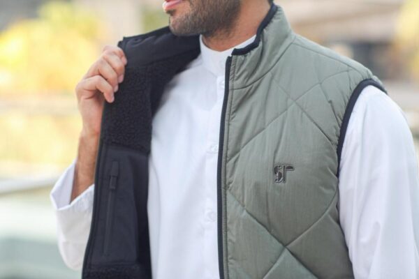 SR28 D-F Vest Green/Black - Image 4